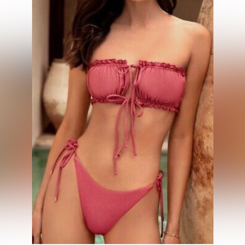 Gorgeous PQ Remi ruched convertible bikini top. Size Medium.